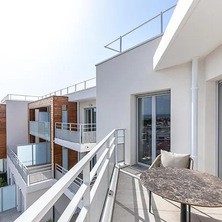 Senior Marina Bay Resort Villeneuve-Loubet
