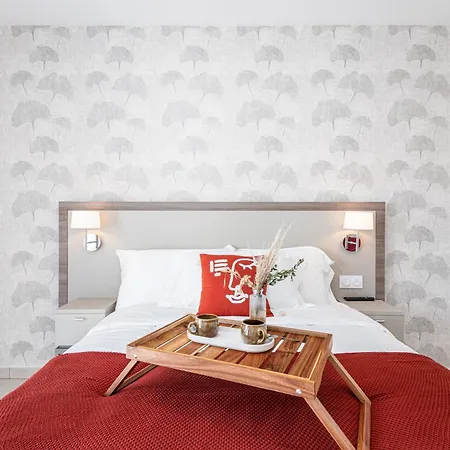 Senior Marina Bay * ヴィルヌーヴ・ルベ